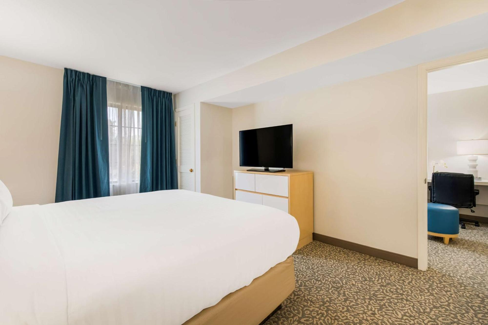 Sonesta Es Suites Charlotte Arrowood Exterior photo